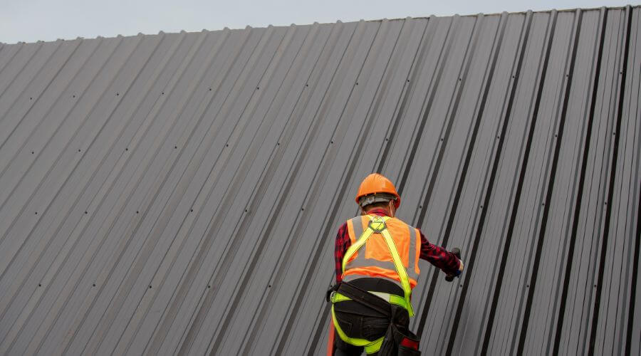 Professional residential roofers in Mora, NM